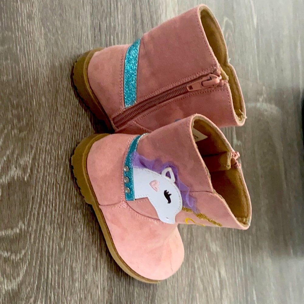 Unicorn suede boots